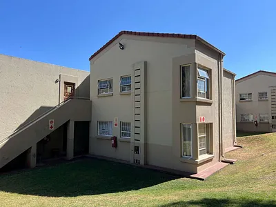 2 Bedroom Apartment For Sale in Johannesburg - T1qM.webp