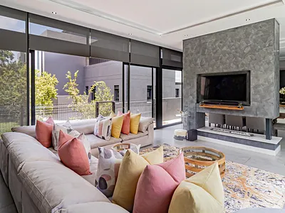 3 Bedroom House For Sale in Midrand - 3VU8.webp