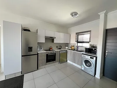 2 Bedroom Apartment To Rent in Sandton - img