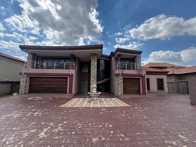 6 Bedroom House To Rent in Akasia - Ev1N.webp