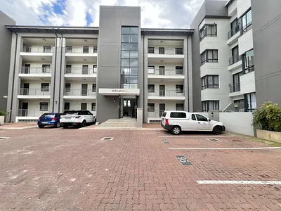 2 Bedroom Apartment For Sale in Sandton - img
