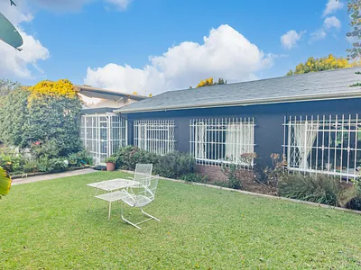 3 Bedroom House For Sale in Randburg - nk3x.webp