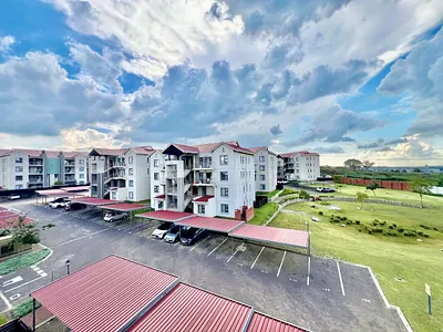 1 Bedroom Apartment For Sale in Modderfontein, Edenvale - cbY5.webp