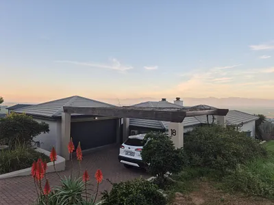 3 Bedroom House For Sale in Piketberg - C27A.webp