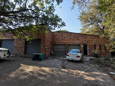 4 Bedroom House For Sale in Phalaborwa - img