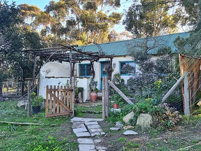 1 Bedroom House For Sale in Caledon - img