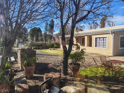 3 Bedroom House For Sale in Graaff-Reinet - q0MR.webp