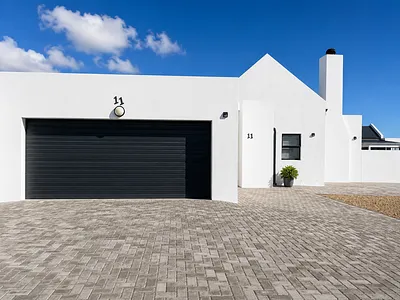 3 Bedroom House For Sale in Velddrif - BzsB.webp