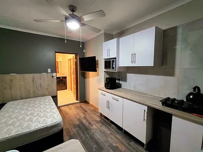 1 Bedroom Apartment To Rent in Phalaborwa - YZm3.webp