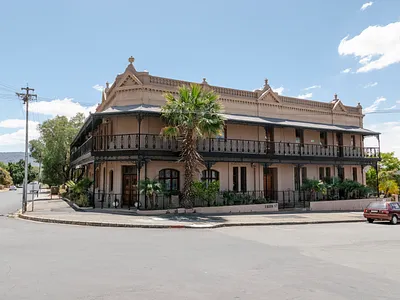 1 Bedroom Apartment To Rent in Piketberg - img