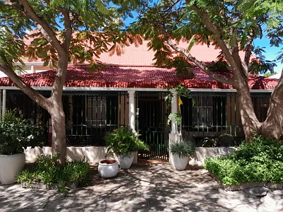 3 Bedroom House For Sale in Graaff-Reinet - xtok.webp