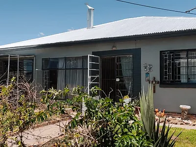 4 Bedroom House For Sale in Sutherland - eCz1.webp