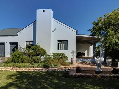 3 Bedroom House For Sale in Caledon - Jnpl.webp