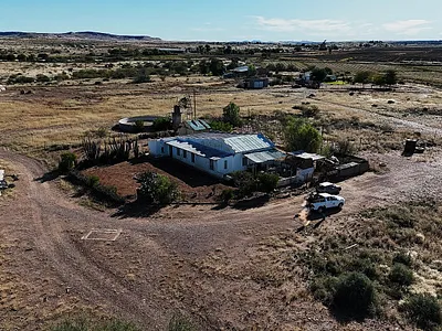 Farm For Sale in Upington - QnKq.webp