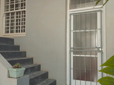 2 Bedroom Apartment To Rent in Piketberg - img