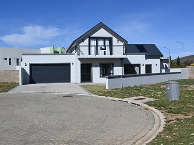 2 Bedroom Townhouse For Sale in Robertson - img