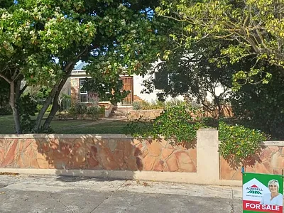 4 Bedroom House For Sale in Bredasdorp - LbjF.webp