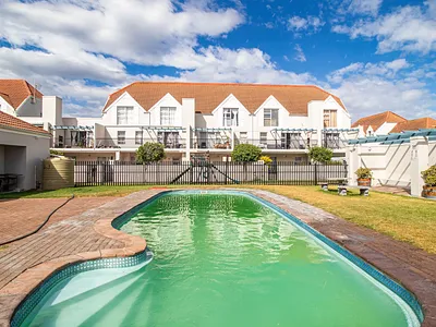 2 Bedroom Apartment For Sale in Gordons Bay - 1wGG.webp