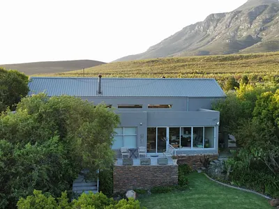 4 Bedroom House For Sale in Caledon - img