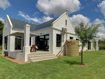 3 Bedroom House For Sale in Caledon - FCRL.webp