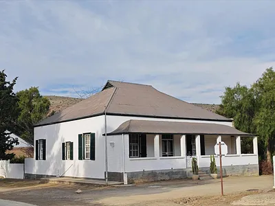 4 Bedroom House For Sale in Graaff-Reinet - WT0m.webp
