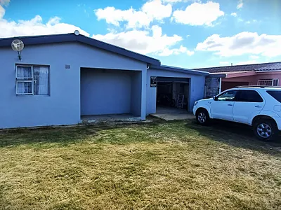 2 Bedroom House For Sale in Bredasdorp - q3mR.webp