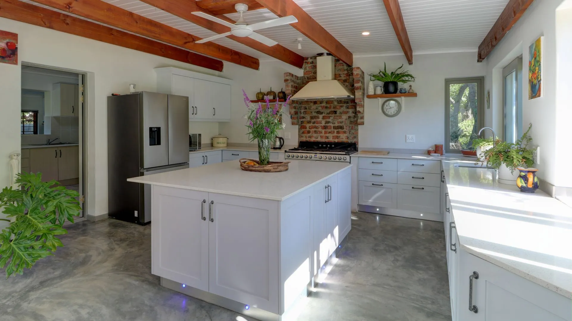 Carousel Indicator - p8cg.webp