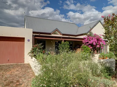 2 Bedroom House For Sale in Caledon - img