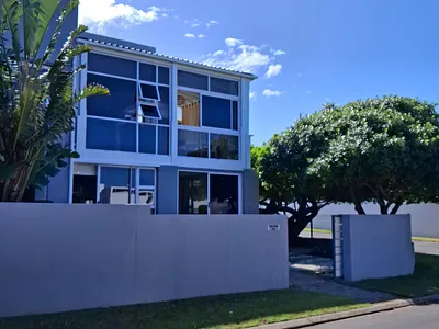 4 Bedroom House To Rent in Kleinmond - img