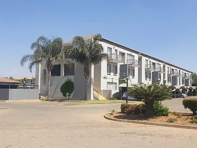 2 Bedroom Apartment For Sale in Brakpan - 9gVu.webp