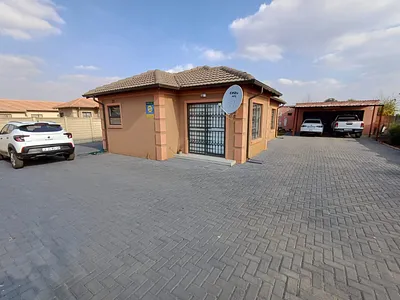 3 Bedroom House For Sale in Meyerton - kw9g.webp