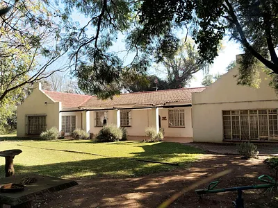6 Bedroom House For Sale in Pretoria - BWZj.webp