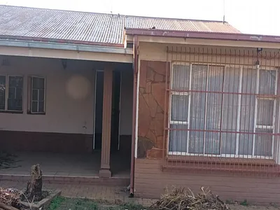 3 Bedroom House For Sale in Pretoria - rUHY.webp