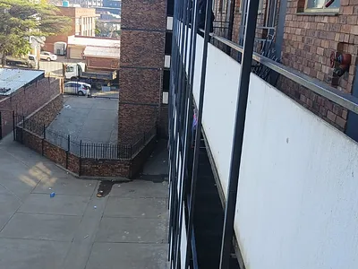 3 Bedroom Apartment For Sale in Pretoria - nZ04.webp