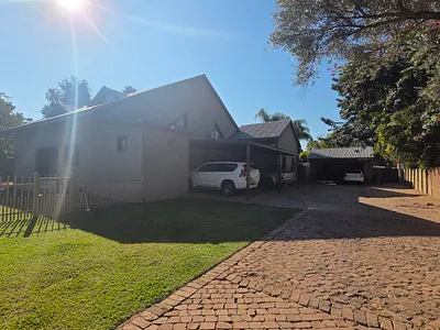 6 Bedroom House For Sale in Bela Bela - 8LzS.webp