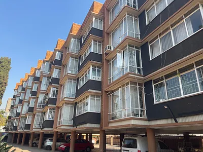 5 Bedroom Apartment For Sale in Pretoria - 73yr.webp