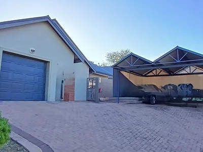 3 Bedroom House For Sale in Mookgopong - jMHc.webp