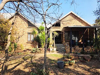 Farm For Sale in Pretoria - YJSY.webp