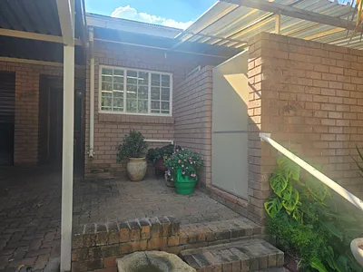 2 Bedroom Townhouse For Sale in Bela Bela - wmal.webp