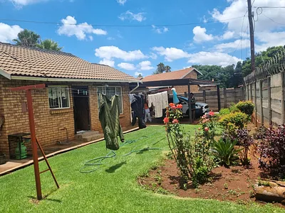 3 Bedroom House For Sale in Akasia - DwzD.webp