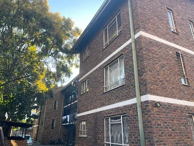 4 Bedroom Apartment For Sale in Pretoria - mkiM.webp