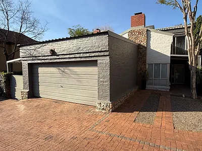 3 Bedroom House For Sale in Pretoria - SZbB.webp