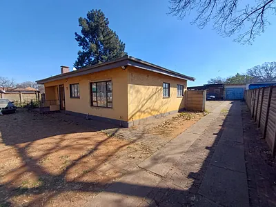 3 Bedroom House For Sale in Vanderbijlpark - img
