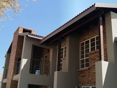 2 Bedroom Apartment For Sale in Lephalale - nKW3.webp