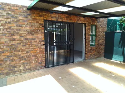 3 Bedroom Townhouse To Rent in Pretoria - Zixk.webp