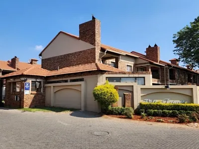 2 Bedroom Apartment For Sale in Pretoria - 3NZK.webp