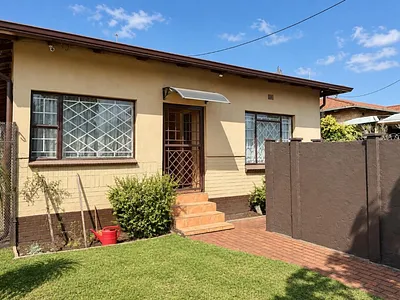 5 Bedroom House For Sale in Pretoria - hS2z.webp