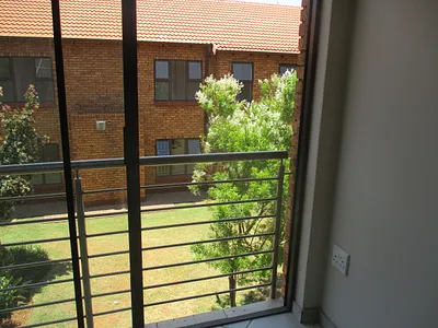 0.5 Bedroom Apartment To Rent in Pretoria - 0Zrg.webp