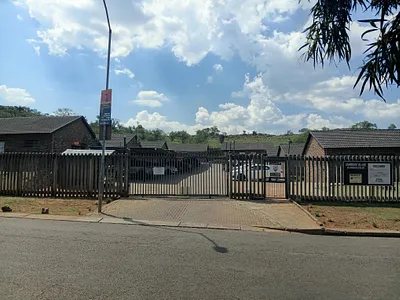 1 Bedroom Townhouse For Sale in Pretoria - 11g9.webp
