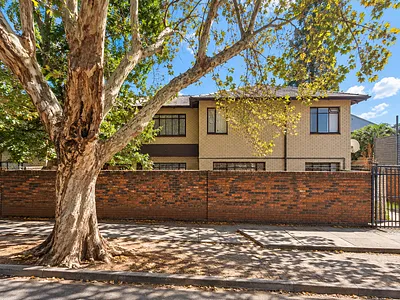 1 Bedroom Apartment For Sale in Pretoria - ksmE.webp